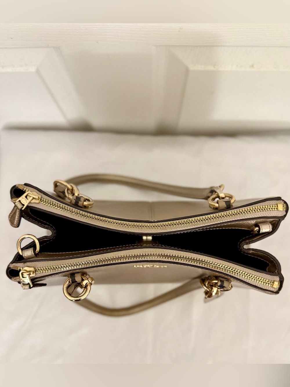 NWOT - Coach Mini Christie Carryall - Picture 6 of 16
